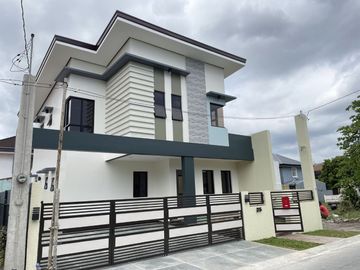 Brand New RFO 4-Bedroom Single Detached House and Lot for sale at Parkplace Village in Imus Cavite