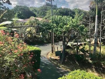 5 Bedroom House & Lot With Swimming Pool For Sale at Beverly Hills Subdivision Antipolo