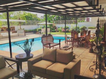 5 Bedroom House & Lot With Swimming Pool For Sale at Beverly Hills Subdivision Antipolo
