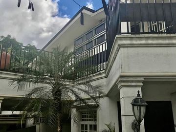 5 Bedroom House & Lot With Swimming Pool For Sale at Beverly Hills Subdivision Antipolo