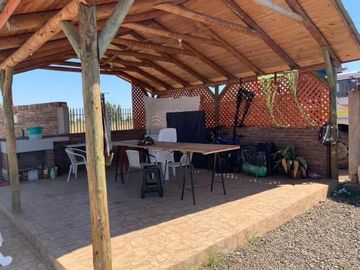 Hermosa casa en condominio sector Santa Rita Pelarco