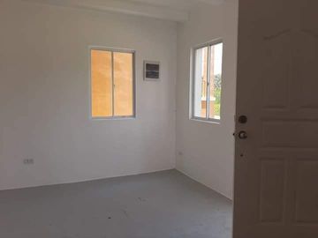 2 Bedrooms House And Lot For Sale in Subic