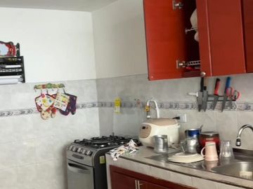 SE VENDE CASA MULTIFAMILIR DE TRES PISOS CON TERRAZA. BARRIO FÁTIMA, TULUÁ (VALLE).