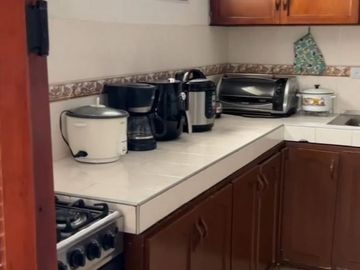 SE VENDE CASA MULTIFAMILIR DE TRES PISOS CON TERRAZA. BARRIO FÁTIMA, TULUÁ (VALLE).