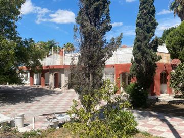 Quinta en Venta en Villas Campestres en Ciénega de Flores N.L. (3 casas)
