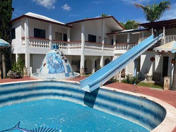 Quinta en Venta en Villas Campestres en Ciénega de Flores N.L. (3 casas)