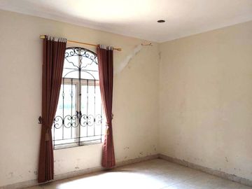 Rumah Hook Mewah di Casa Grande Residence