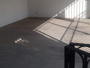 Parte baja del fraccionamiento a tres calles de  Bernardo Quintana