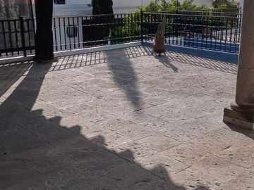 Parte baja del fraccionamiento a tres calles de  Bernardo Quintana