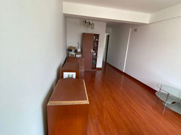 OPORTUNIDAD ÚNICA: ENCANTADOR DEPARTAMENTO EN VENTA DEBIDO A VIAJE