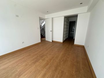 EN VENTA TRIPLEX 303 DE ESTRENO EN Ca. Aster, SURCO !ENTREGA INMEDIATA!