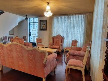 Vendo Esplendida Casa Remodelada en La Pista Aux. de La Av (Ex. Colonial)