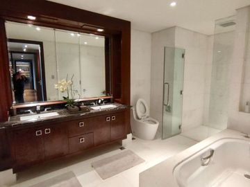 Elegantly Furnished 3 Bedroom for Sale at Horizon Homes at Shangri-la at The Fort