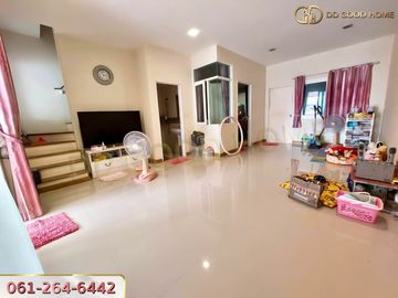 📢 Golden Town Suksawat - Phuttha Bucha 2-storey townhome near the BTS, Bang Pakok Subdistrict, Rat Burana District