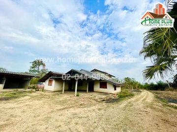 ที่ดินพร้อมบ้านเดี่ยวชั้นเดียวตำบลวังชมภู เพชรบูรณ์ เนื้อที่ 17 ไร่ 1 งาน 86 ตารางวา