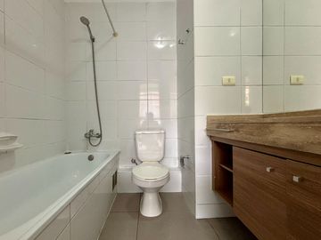 ¡OPORTUNIDAD! Se Vende Departamento Santiago Centro.