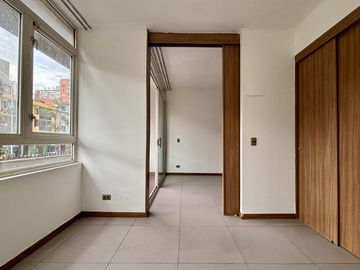 ¡OPORTUNIDAD! Se Vende Departamento Santiago Centro.
