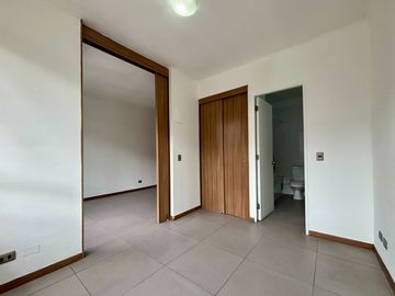 ¡OPORTUNIDAD! Se Vende Departamento Santiago Centro.