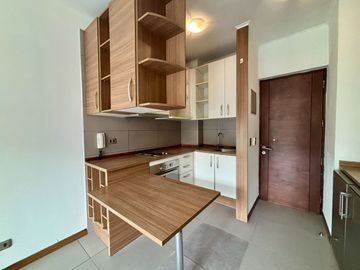 ¡OPORTUNIDAD! Se Vende Departamento Santiago Centro.