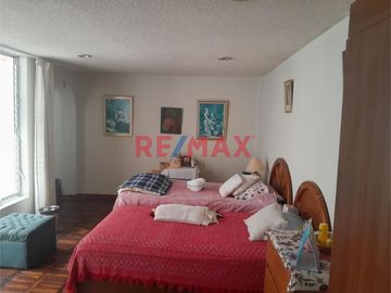 VENTA DE CASA 3 PISOS - BELLAVISTA- CALLAO
