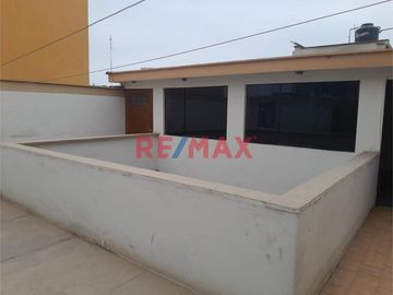 VENTA DE CASA 3 PISOS - BELLAVISTA- CALLAO