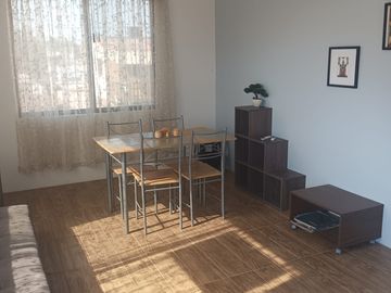CASA DE DEPARTAMENTOS CON PISCINA EN VENTA EN CRUCITA A POCOS METROS DEL MALECÓN