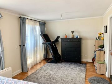 Se Vende Departamento, remodelado, Metro Lo Vial, 2 Dormitorios 1 Oficina 2 Baños Cocina cerrada Estacionamiento y Bodega