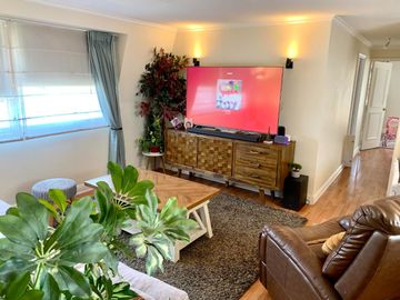 Se Vende Departamento, remodelado, Metro Lo Vial, 2 Dormitorios 1 Oficina 2 Baños Cocina cerrada Estacionamiento y Bodega