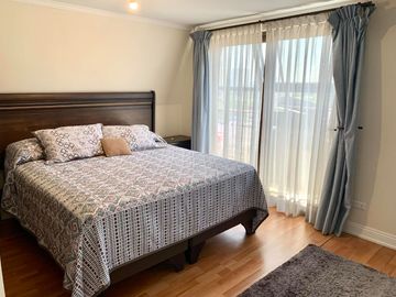 Se Vende Departamento, remodelado, Metro Lo Vial, 2 Dormitorios 1 Oficina 2 Baños Cocina cerrada Estacionamiento y Bodega