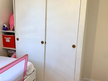 Se Vende Departamento, remodelado, Metro Lo Vial, 2 Dormitorios 1 Oficina 2 Baños Cocina cerrada Estacionamiento y Bodega