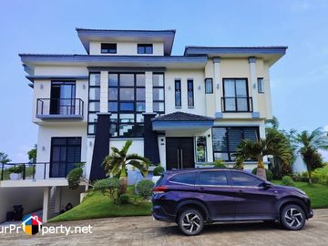 Modern House with Swimming Pool in Amara Subdivision Liloan Cebu