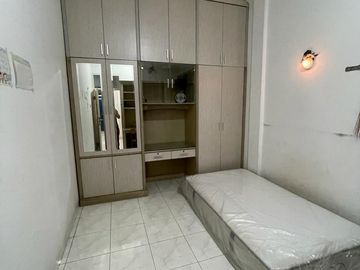 Dijual Rumah Teluk Gong 6x16m, semi furnish.