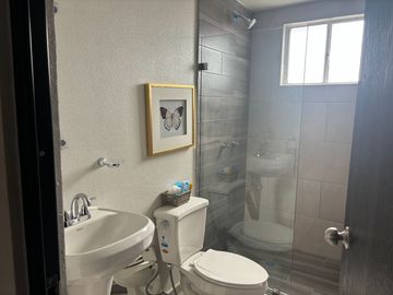 Departamento Nuevo de tres recamaras en Burdeos Residencial!!