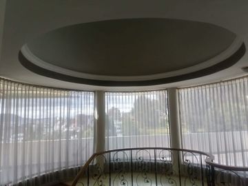 PENTHOUSE DE DOS DEPARTAMENTOS EN VENTA, QUITO EL BATÁN ALTO, ÚTIL 450 M², $400.000