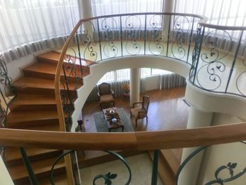 PENTHOUSE DE DOS DEPARTAMENTOS EN VENTA, QUITO EL BATÁN ALTO, ÚTIL 450 M², $400.000