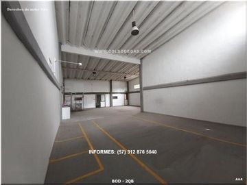 ALQUILER DE BODEGA DE 1400 MTS2, AMPLIAS ZONAS DE ESTACIONAMIENTO IDEAL PARA TU EXITO EMPRESARIAL.