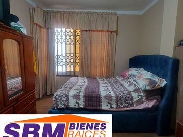 En La Parroquia El Cambio Se Vende Linda Casa Independiente Amplia de 3 Dormitorios