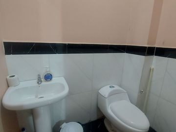 En La Parroquia El Cambio Se Vende Linda Casa Independiente Amplia de 3 Dormitorios