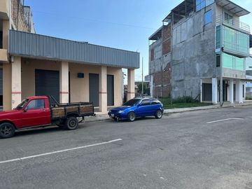 LOCAL COMERCIAL DE VENTA EN EL CENTRO DE PORTOVIEJO