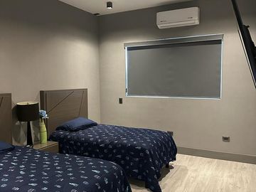 Casa en Venta, Fracc. La Joya (Carr Nac)