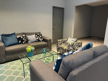 Casa en Venta, Fracc. La Joya (Carr Nac)