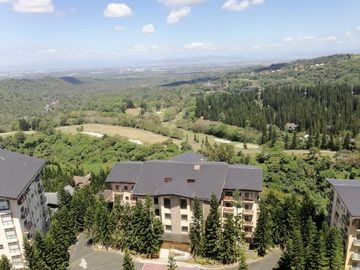 For Sale: Tagaytay Highlands 3 Bedroom Condo with Mountain View , Cool and Secured