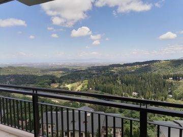 For Sale: Tagaytay Highlands 3 Bedroom Condo with Mountain View , Cool and Secured