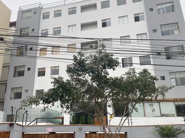 VENTA DE DEPARTAMENTO EN EL CORAZÓN DE MIRAFLORES