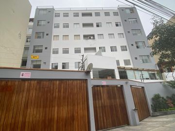 VENTA DE DEPARTAMENTO EN EL CORAZÓN DE MIRAFLORES