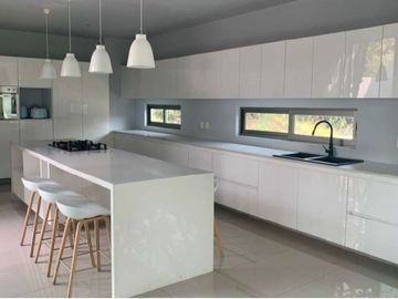 Casa En Venta En Colonia El Palomar, Tlajomulco De Zúñiga, Jalisco