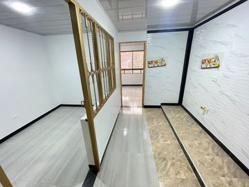 VENDO BONITA CASA, RENTABLE 4 PISOS INDEPENDIENTES B. UNIR II ENGATIVA BOGOTA, colombia EXITO CALLE 80 OPORTUNIDAD.