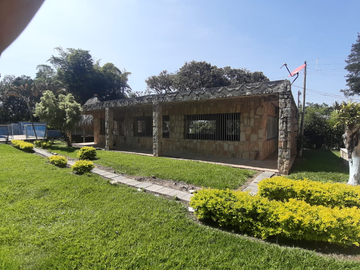 FINCA CAMPESTRE EN VENTA UBICADA EN CHINAUTA CUNDINAMARCA