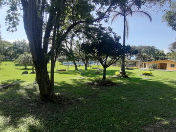 FINCA CAMPESTRE EN VENTA UBICADA EN CHINAUTA CUNDINAMARCA