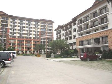 RUSH SALE 2 Bedrooms Condo Unit in One Oasis